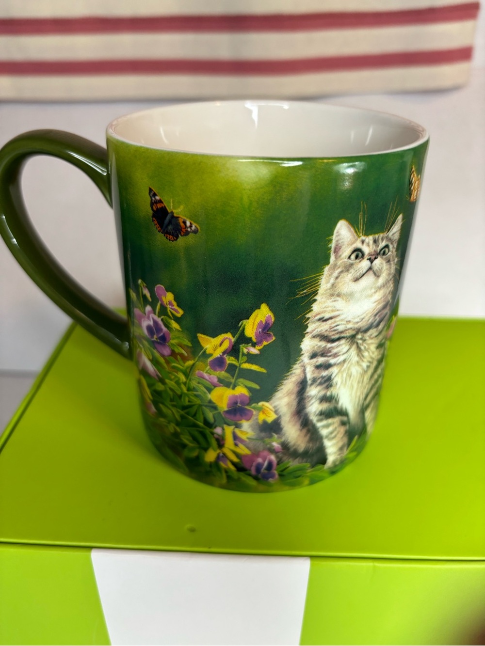 2013 Susan Boulder Butterfly Dreams Coffee Cup.  Beautiful Cat Design